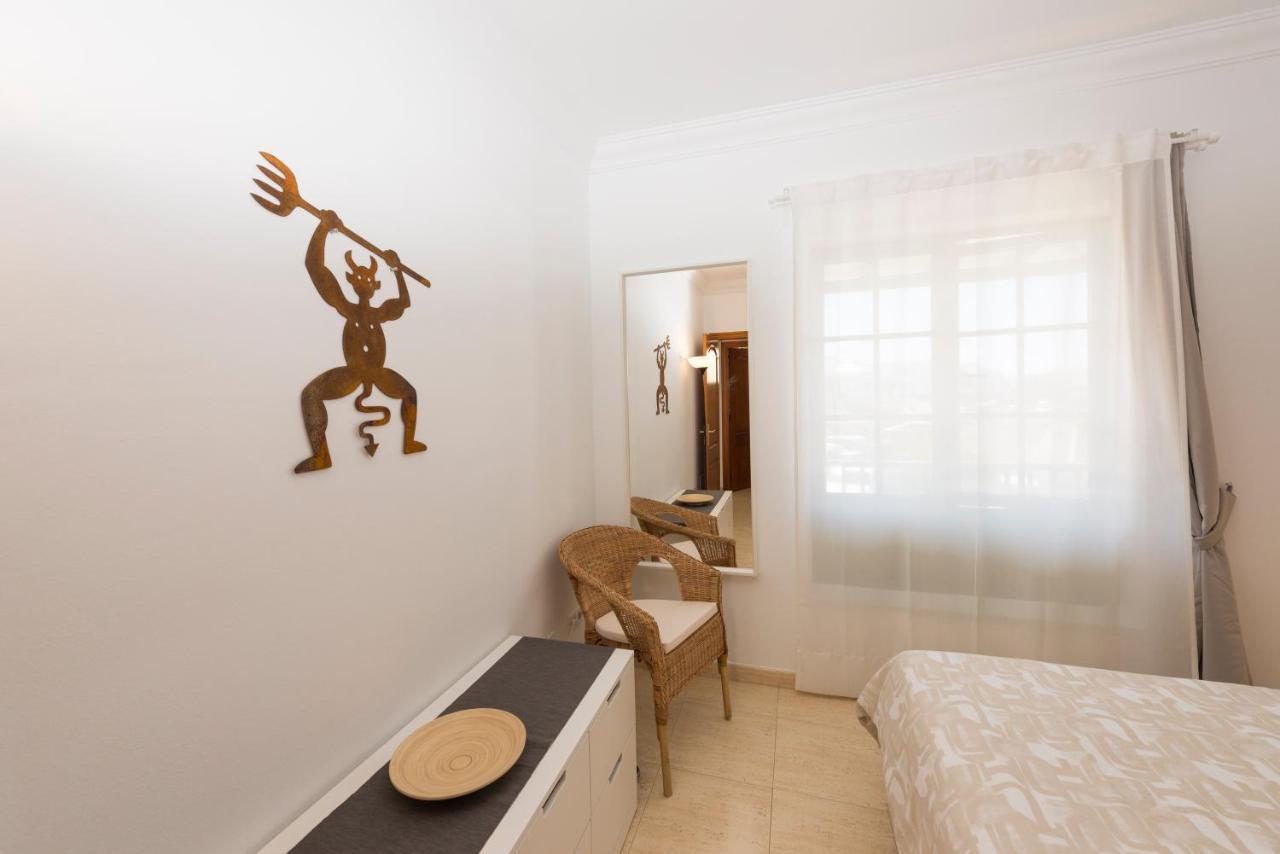 El Gin Apartment ปลายาบลังกา ภายนอก รูปภาพ